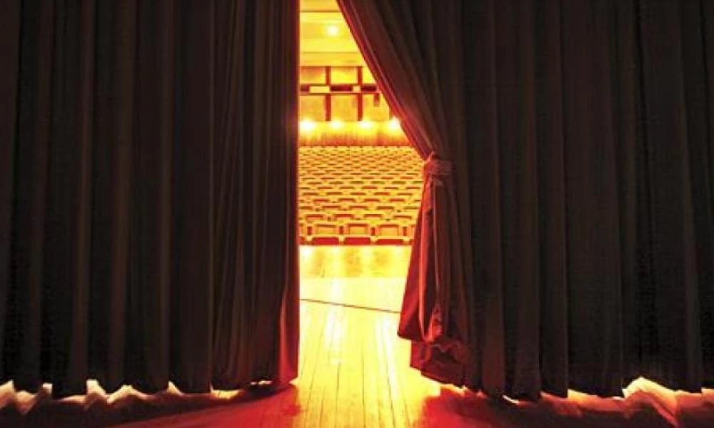 «Τσουνάμι» οι καταγγελίες στο Σωματείο Ελλήνων Ηθοποιών (βίντεο)